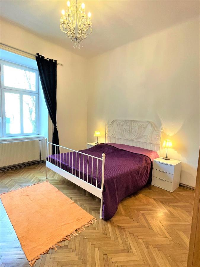 Apartment King | Contactless Check-in *