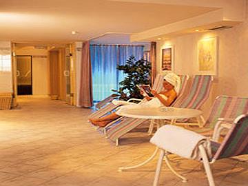 H+ Hotel