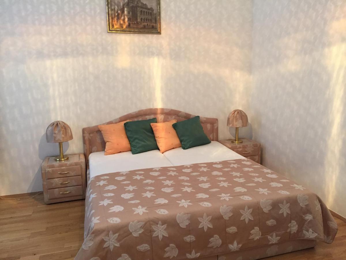 Opera Apartamento *