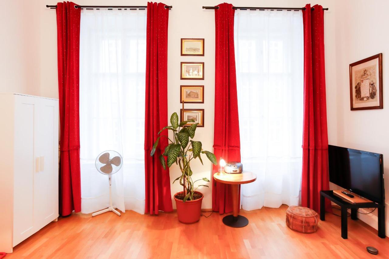 Opera Apartamento *