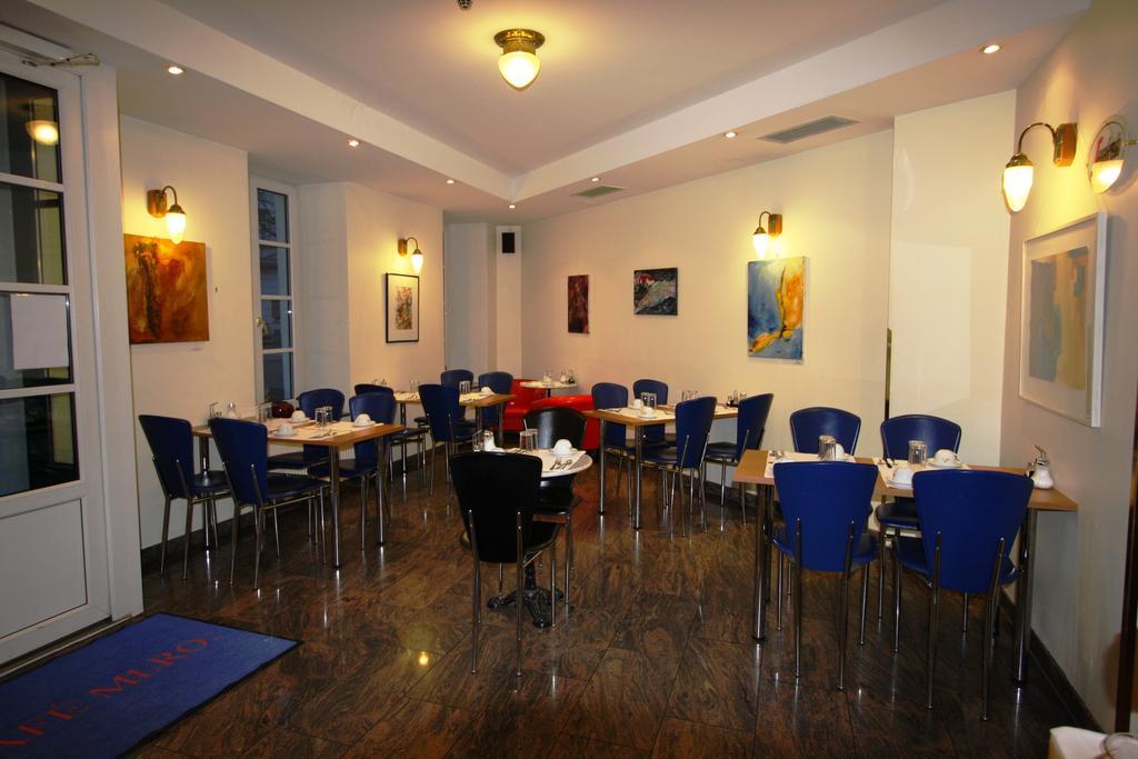 Hotel 900 M Zur Oper