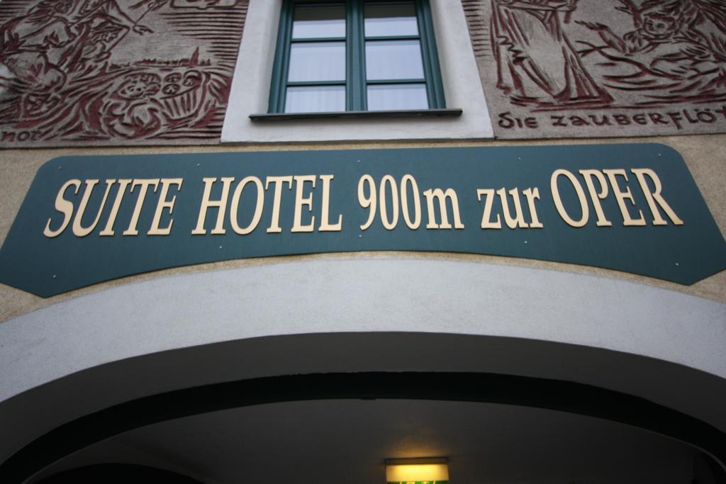 Hotel 900 M Zur Oper