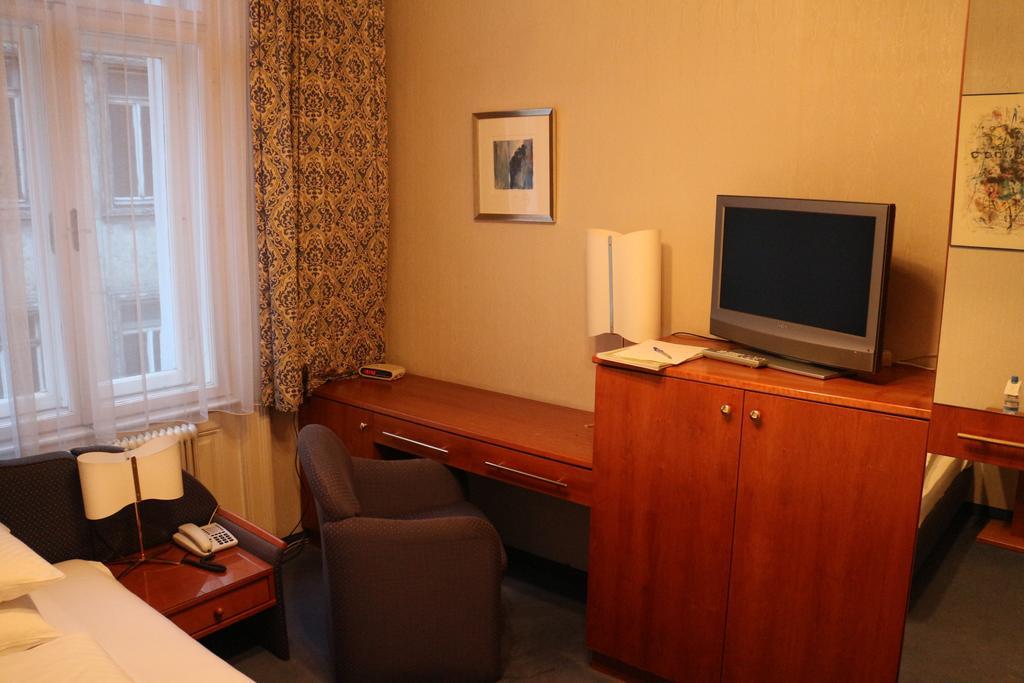 Schweizerhof 3*