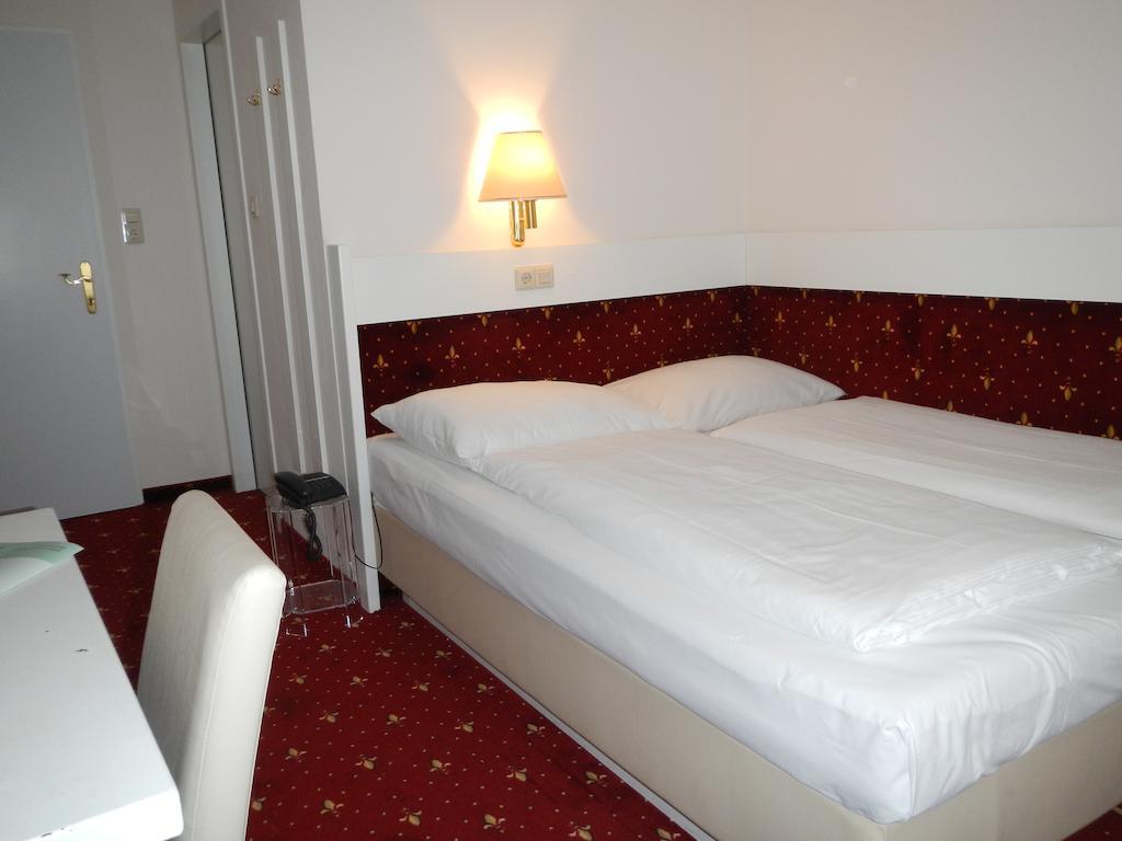 Pharmador Vienna