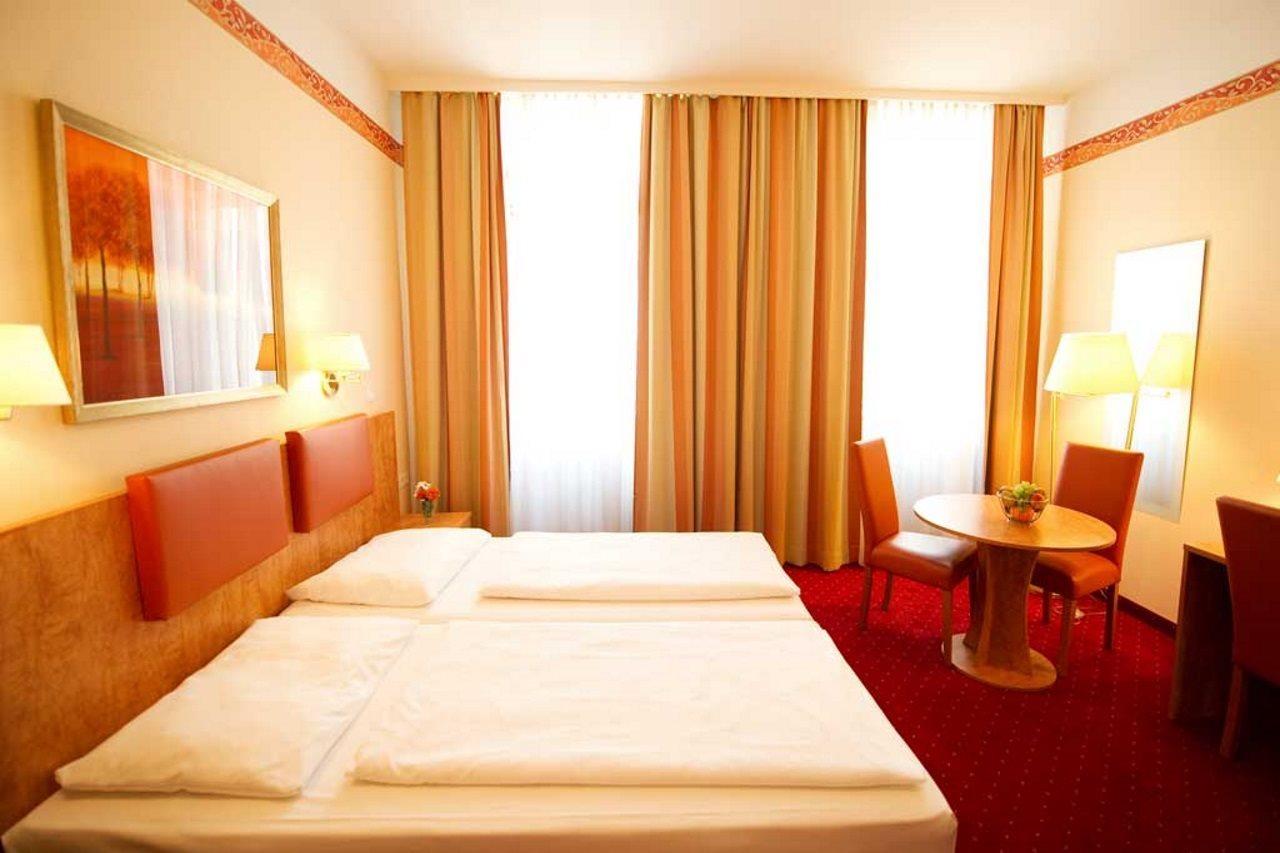 Hotel Allegro 3*