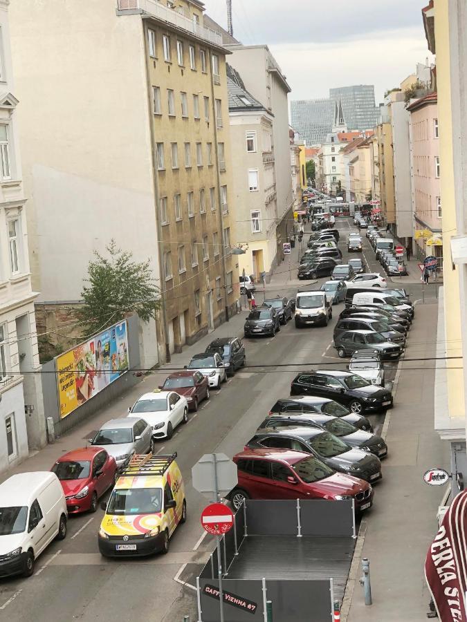 Apartment New, Bright Near The Metro! Vienna