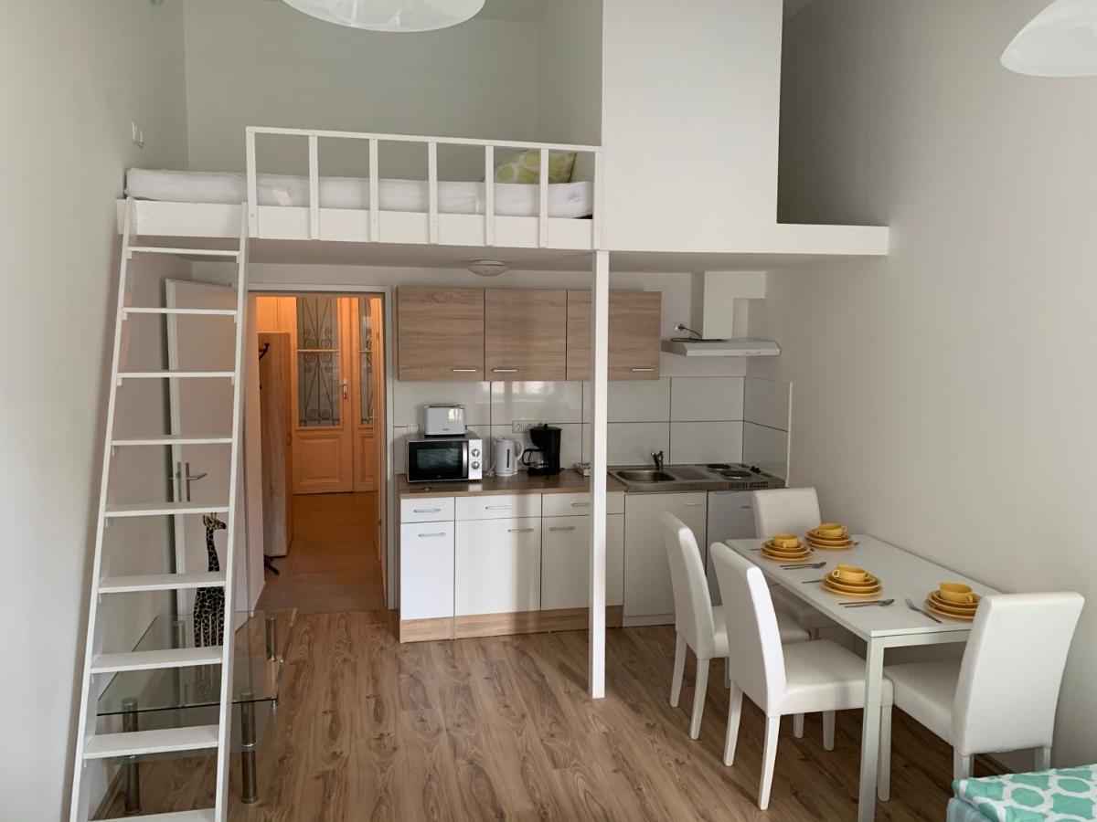 Raisa Lerchenfelder Gürtel 30 Apartment *