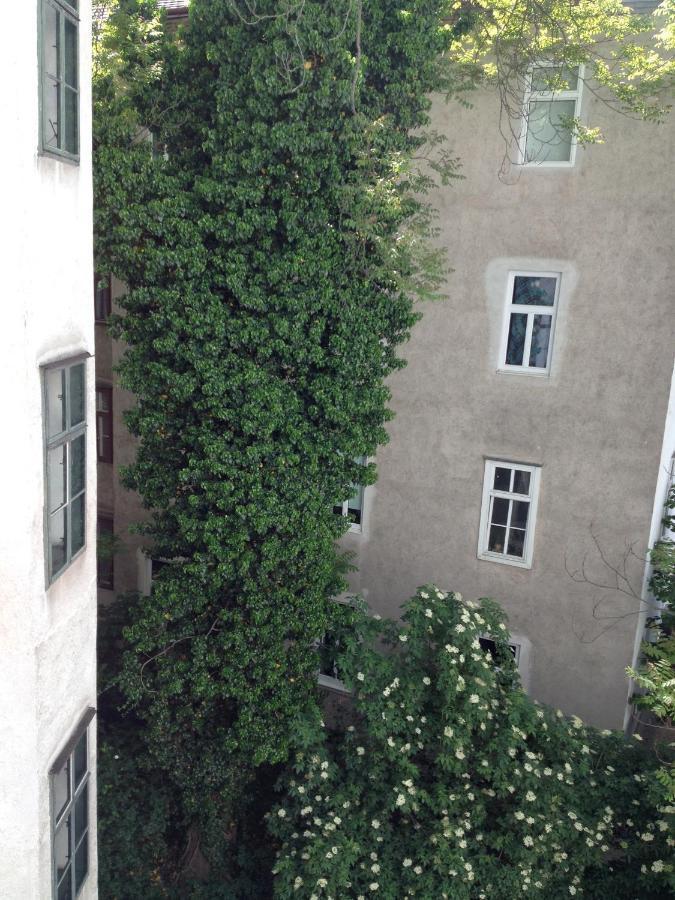 Apartment Augartenblick Penthaus 16 Vienna