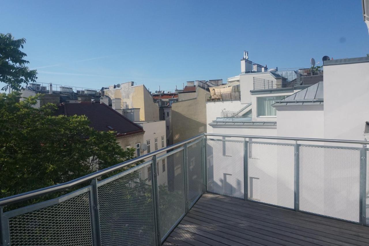 Apartment Augartenblick Penthaus 17 - Blick Zum Riesenrad Vienna