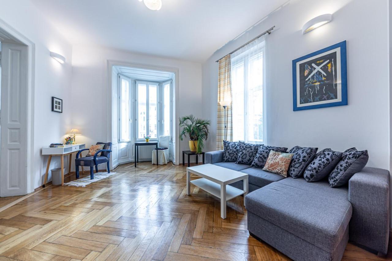 Historic & Luxurious By Jr Apartment Vienna