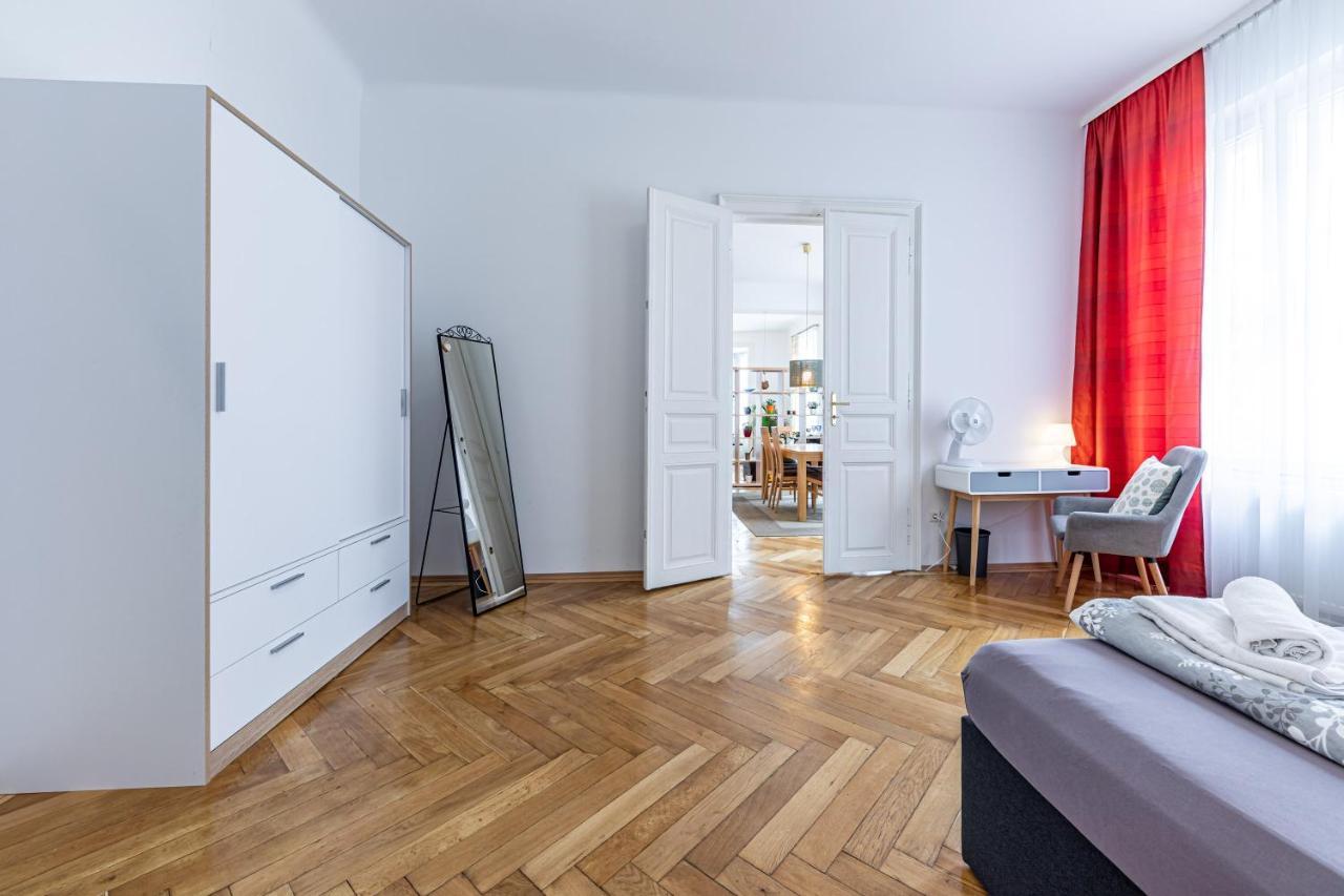 Apartment Historic & Luxurious By Jr *