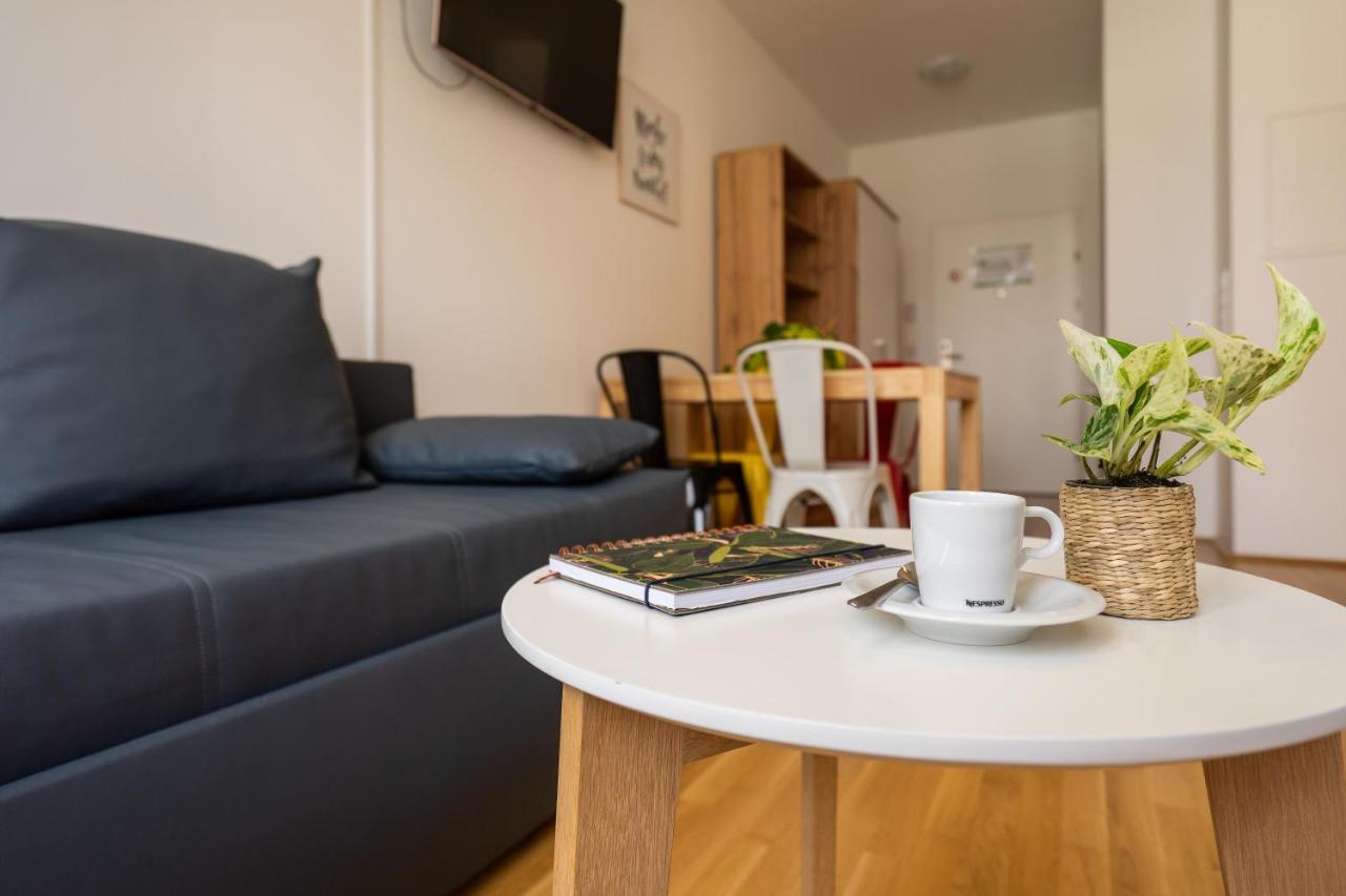 Feelgood Smartliving | Contactless Check-in Aparthotel