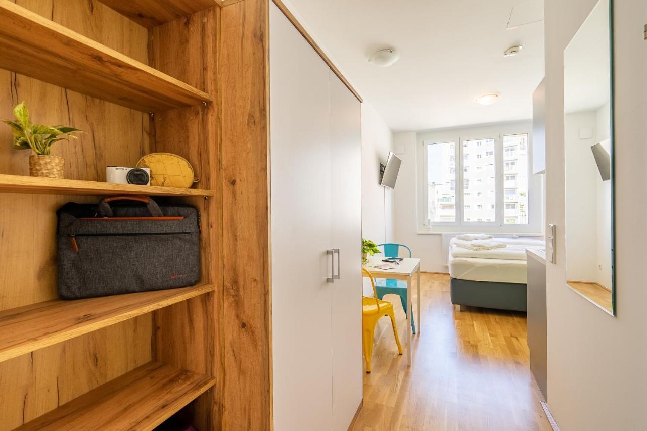 Feelgood Smartliving | Contactless Check-in Aparthotel 3*