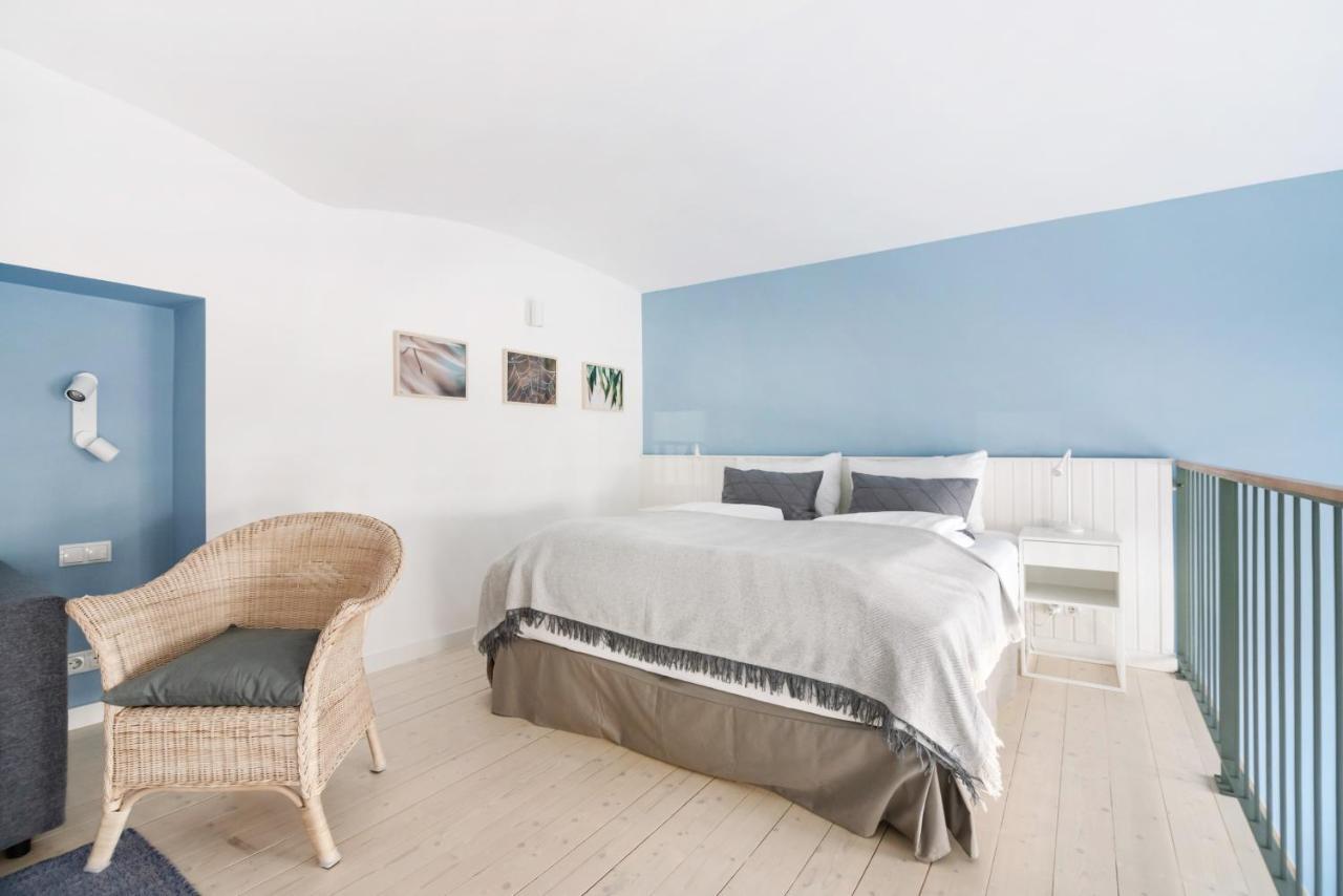 Vorgarten - Central, New And Stylish For Your Comfortable In *