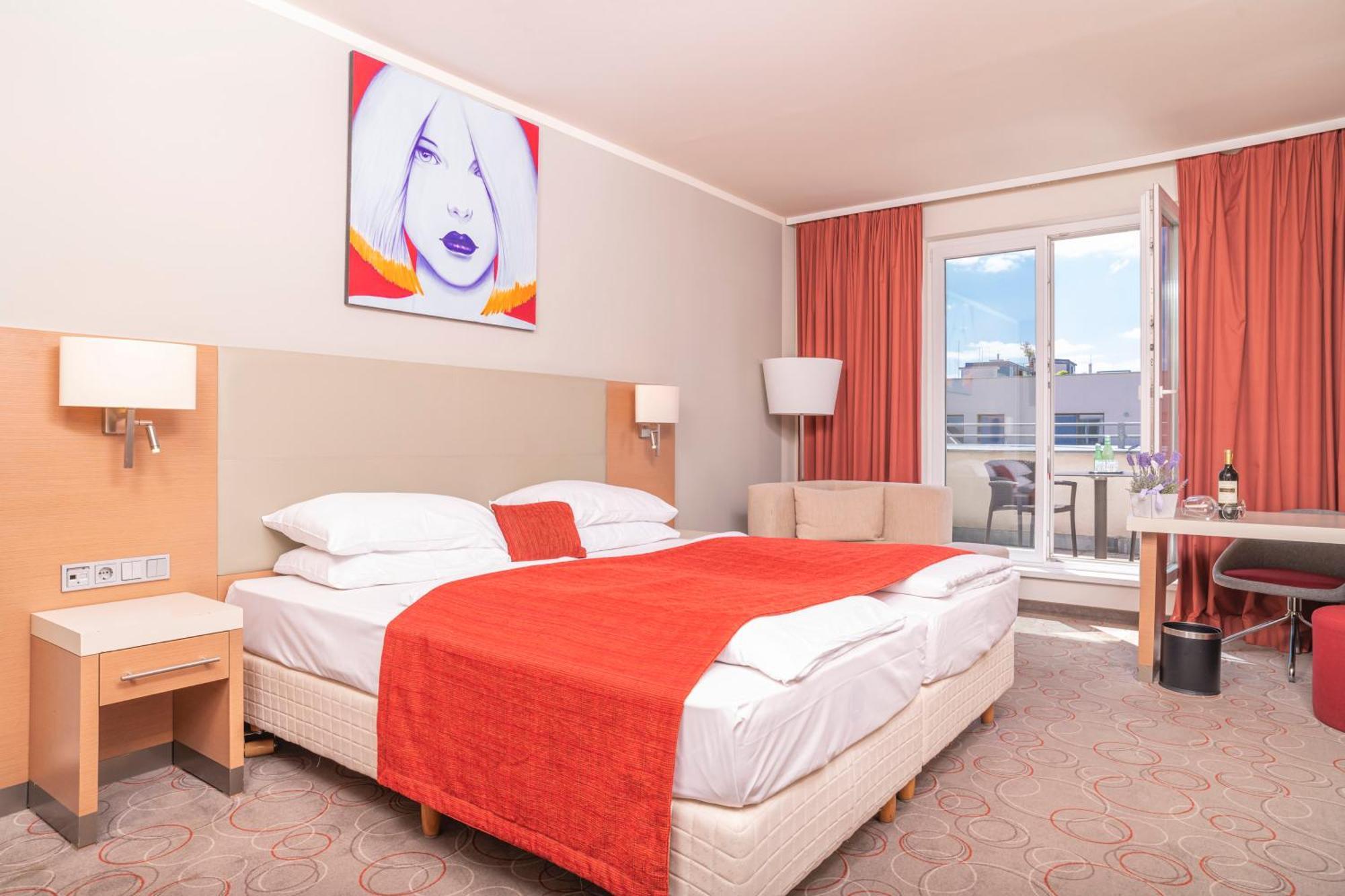 Vivo Hotel 4*