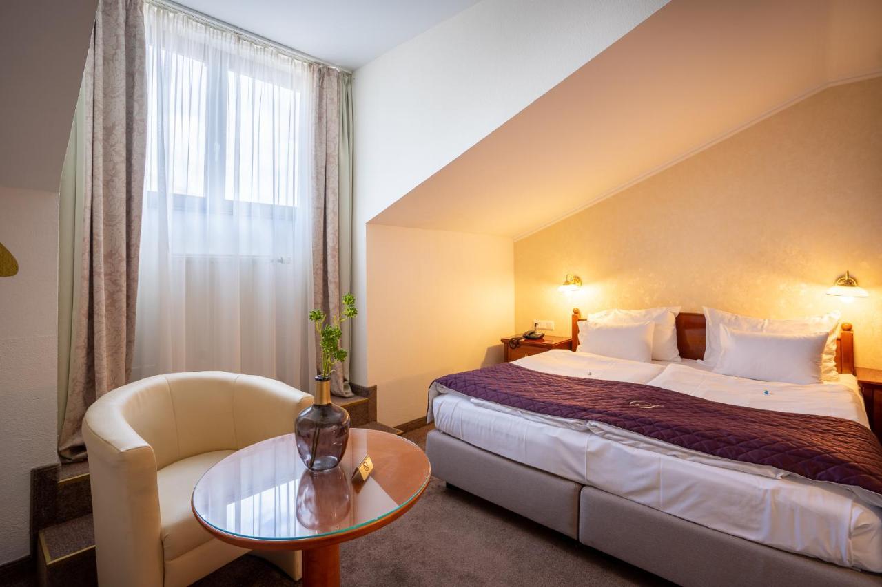 Am Schubertring Hotel 4*