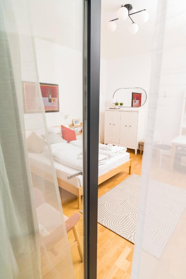 Cozy Siebenbrunn Apartment