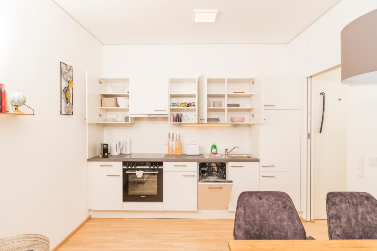 Triiiple Tower Dream With Rooftop-summer-pool Apartment *