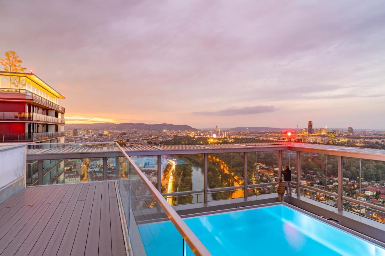 Triiiple Tower Dream With Rooftop-summer-pool Apartment *