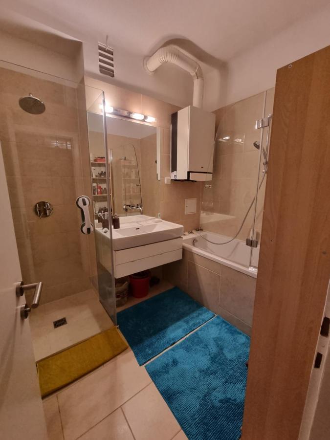 Center,private Zimmer, !