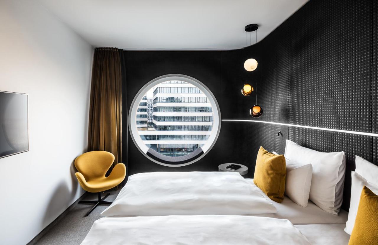 Mooons Hotel