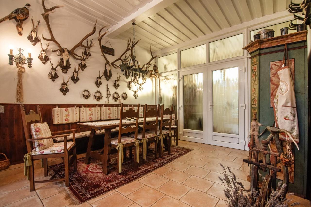 Apartment Renoviertes Mit Garten In Ruhelage