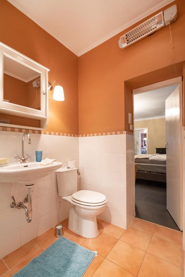 Apartment Renoviertes Mit Garten In Ruhelage *
