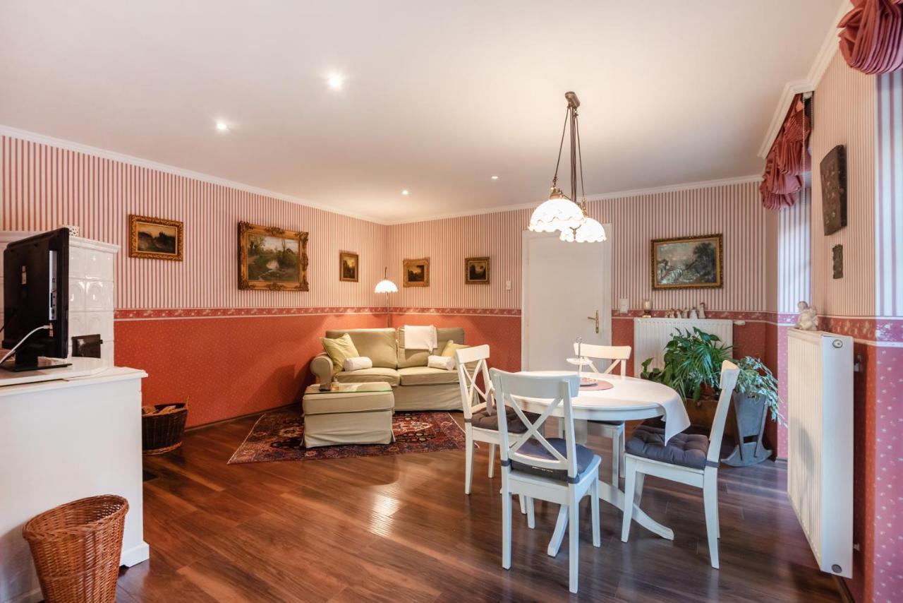 Apartment Renoviertes Mit Garten In Ruhelage