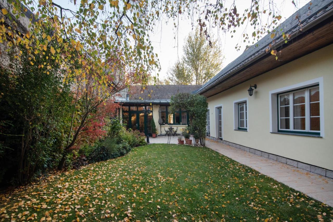 Apartment Renoviertes Mit Garten In Ruhelage *
