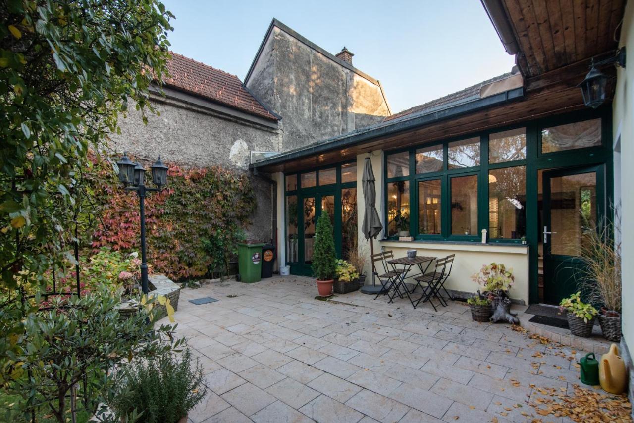 Renoviertes Mit Garten In Ruhelage Apartment Vienna