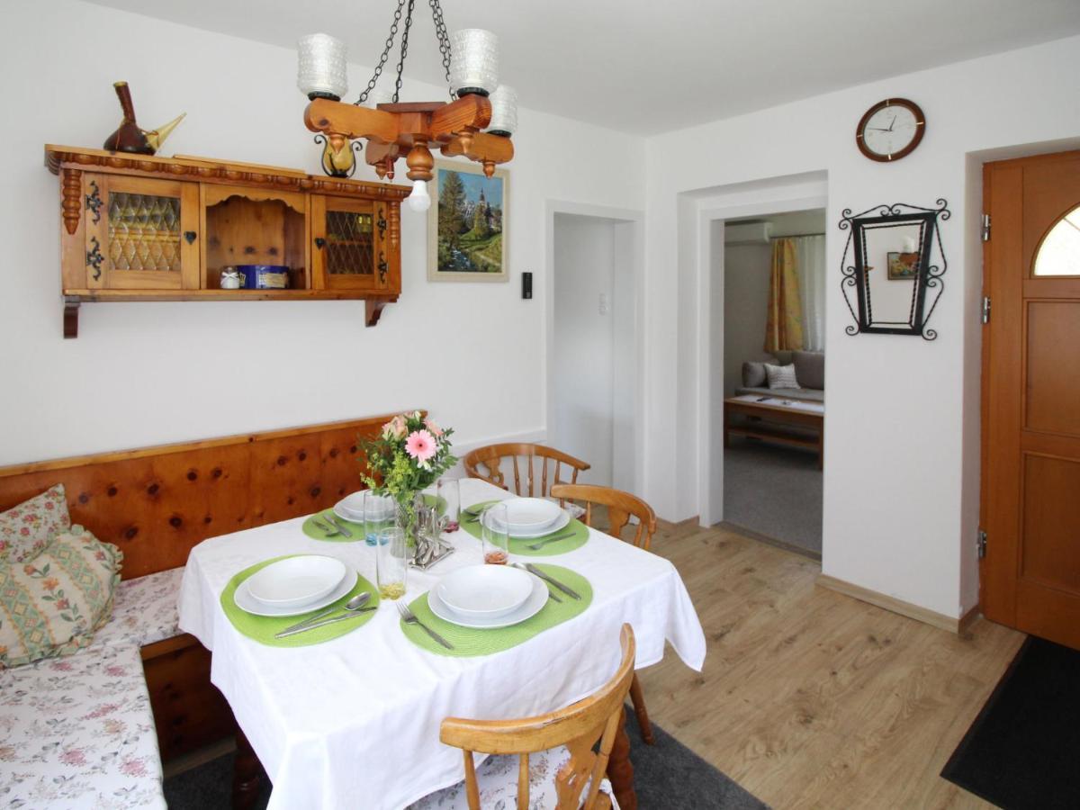 Leopoldau By Interhome Viena
