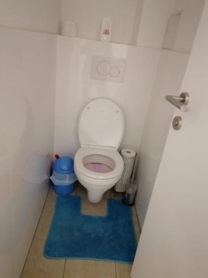 Schöne Mit Balkon *