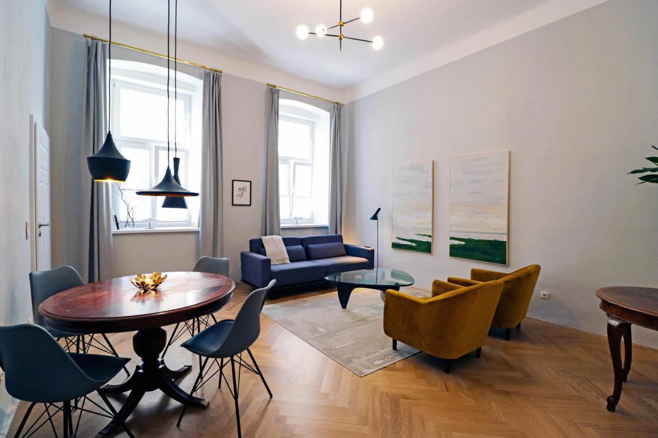 Center Apt In Best Area Near Park & Danube 20'to Airport Vienna