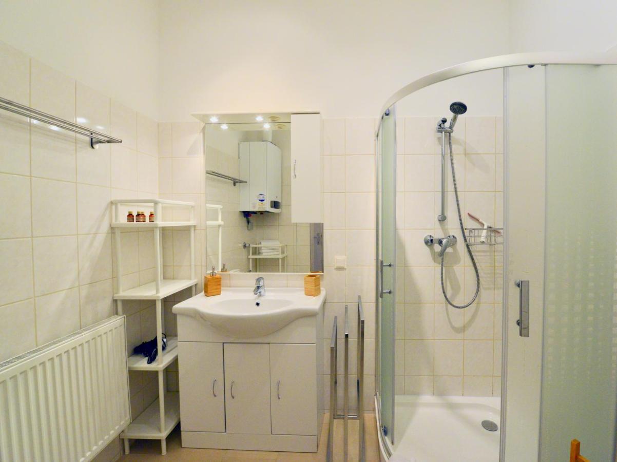 Apartment Perfect For Families And Mid-term-stays *