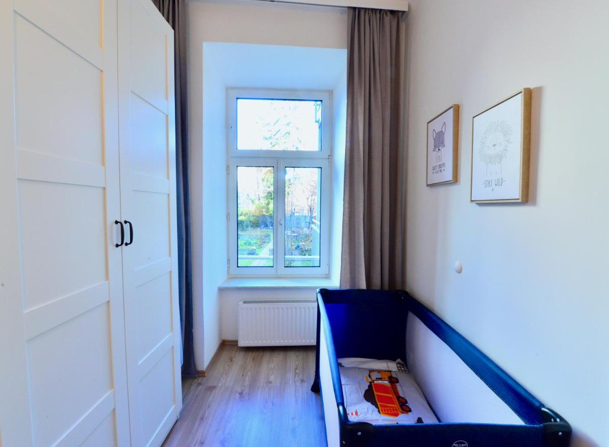 Perfect For Families And Mid-term-stays Apartment *