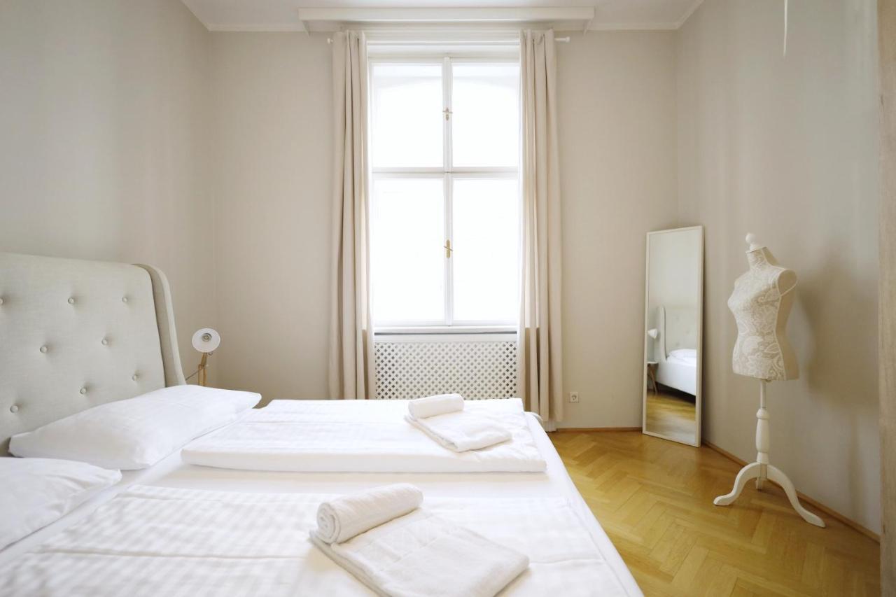 Heymi Karlsplatz Apartment Vienna
