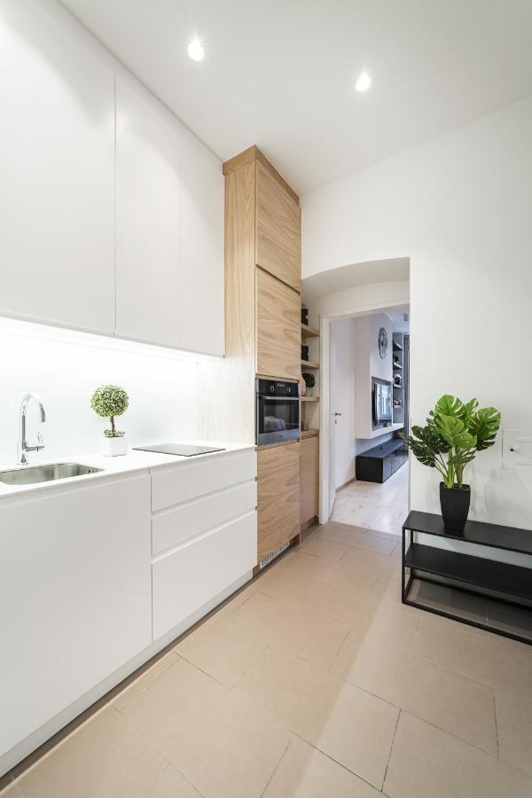 Apartment Zeus Design
