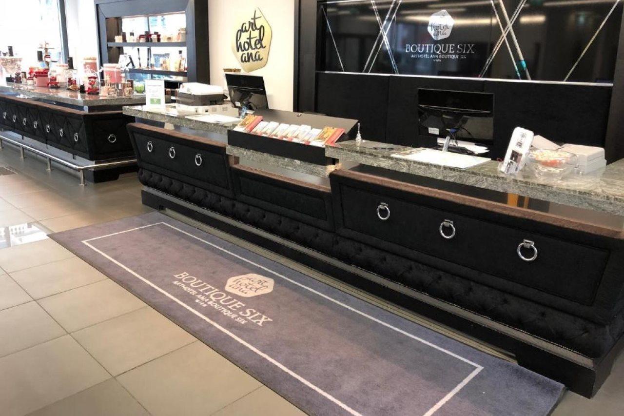 Elaya West Hotel 4*