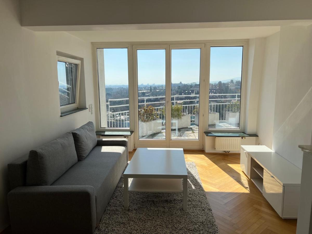 Apartment Mit Blick Uber 1160 *