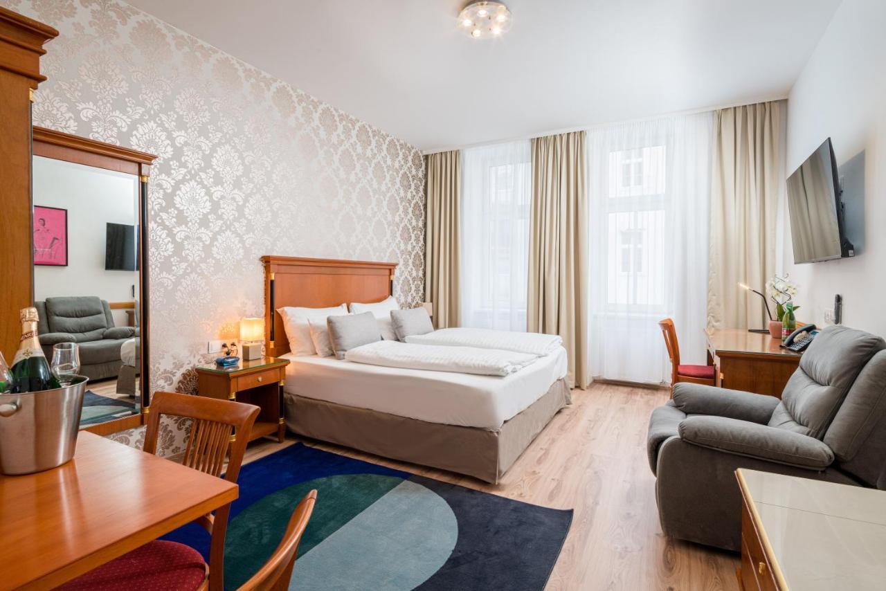 Aparthotel Western Celebrity