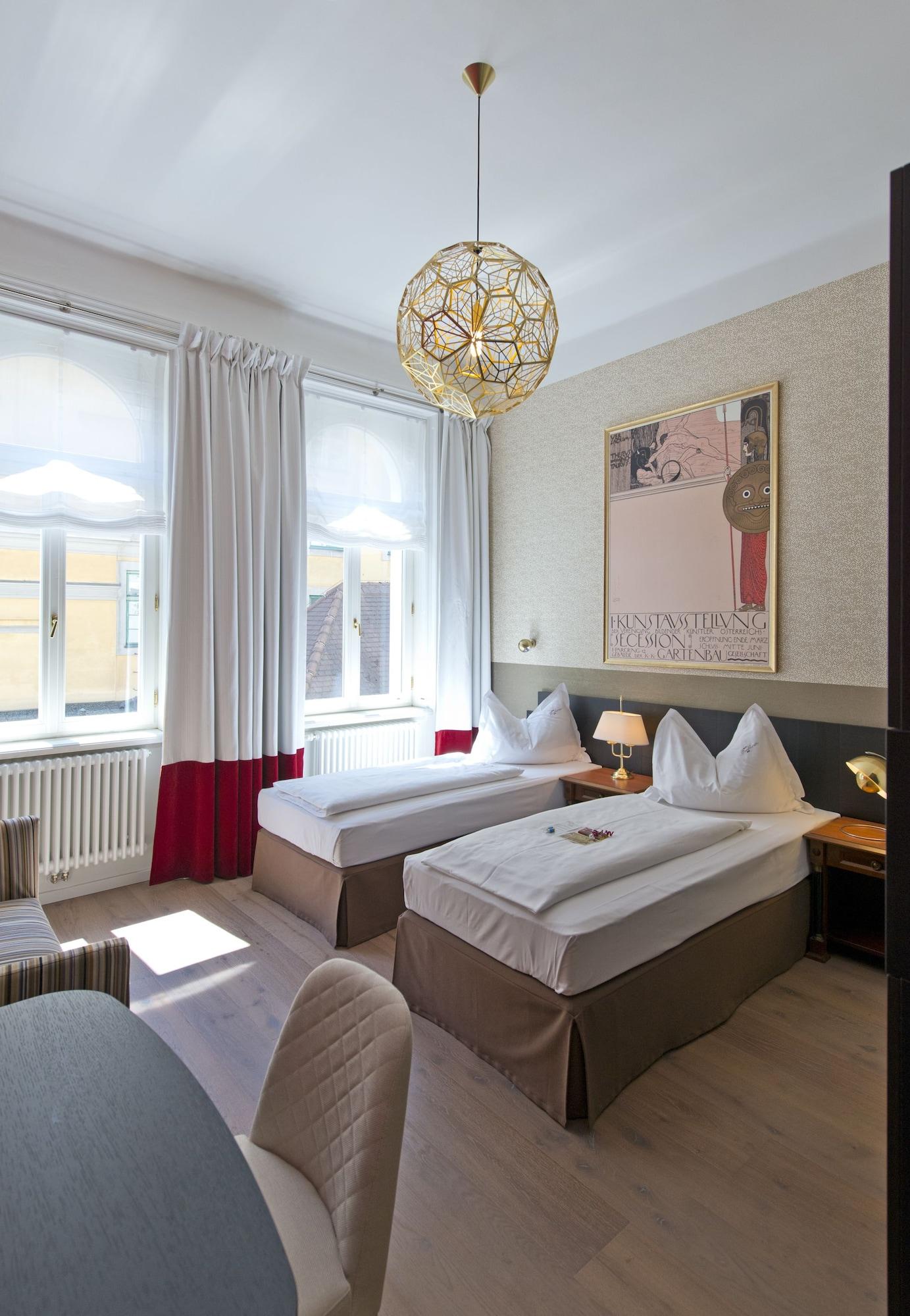 Beethoven Hotel 4*