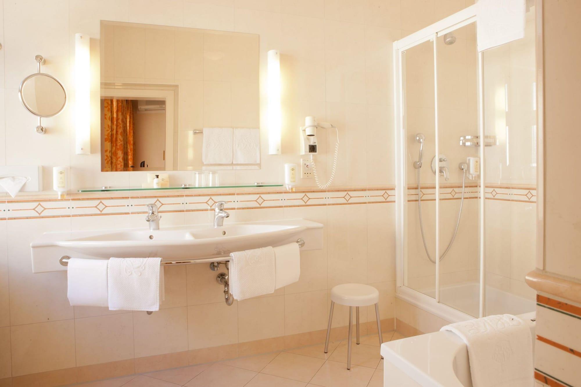 Hotel Kaiserin Elisabeth 4*
