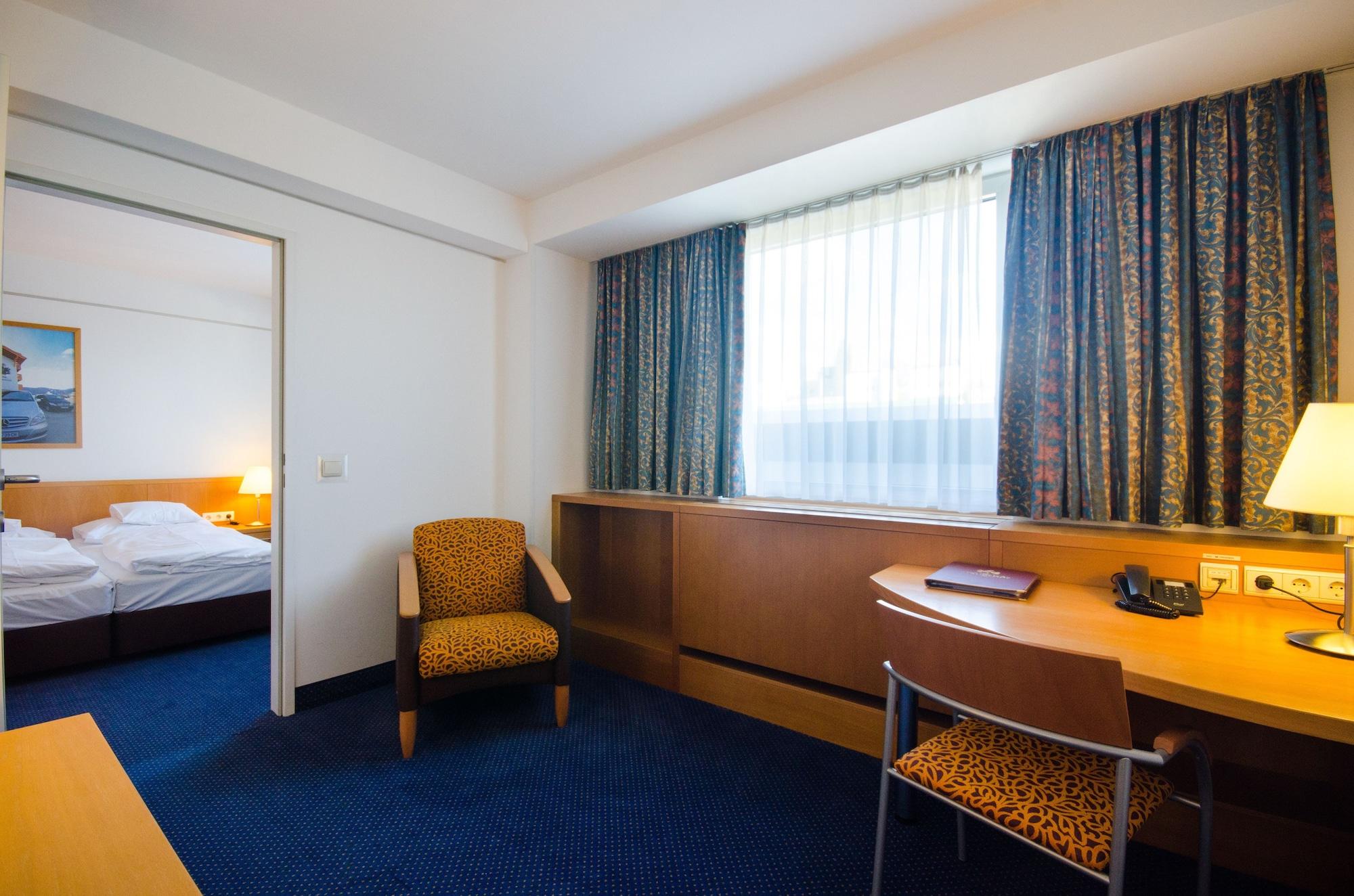 Strudlhof 4*