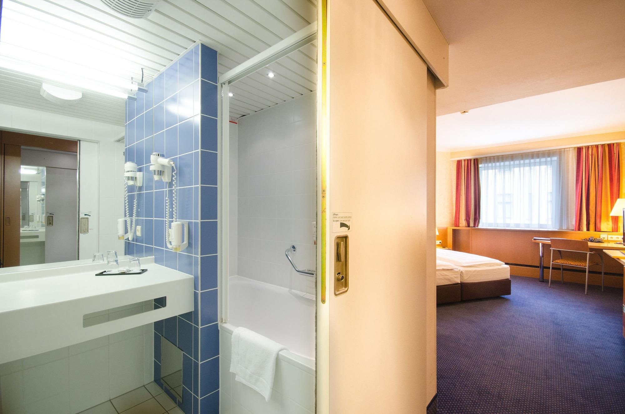 Strudlhof 4*