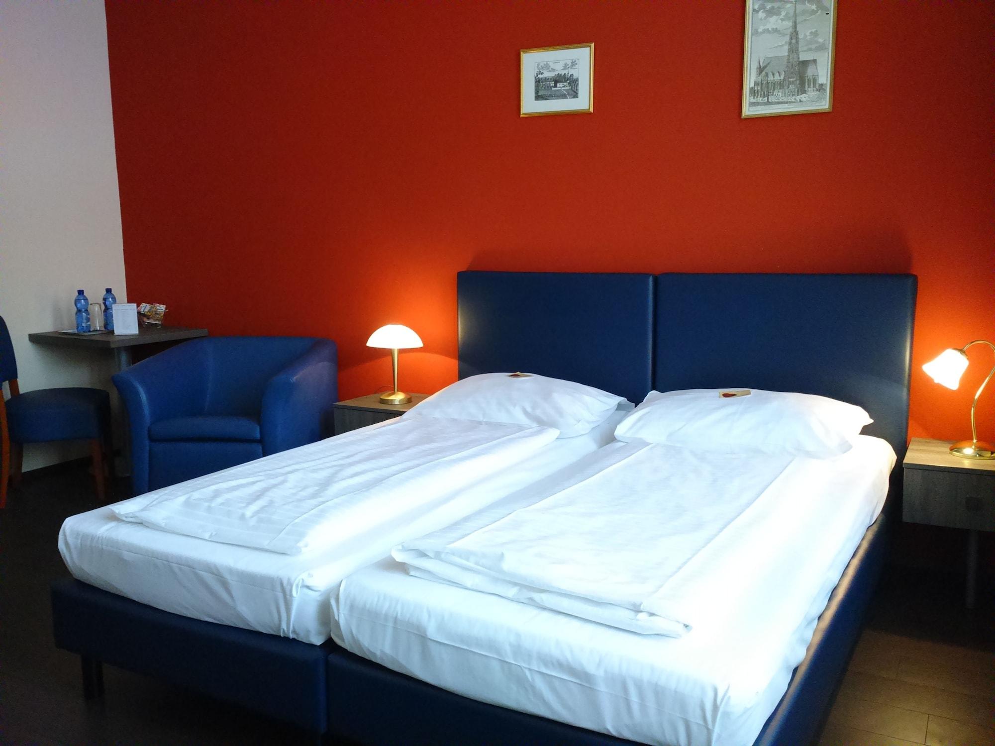 Excellence Hotel