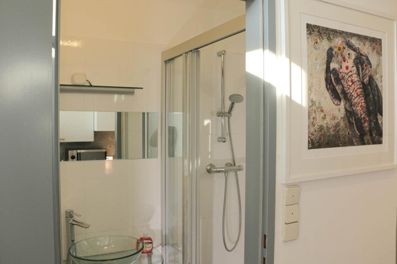 Charming Apartment: Only 10 Minutes To The Center Vienna