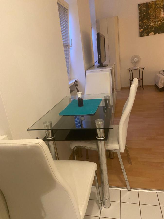 Alpha 1 * Vienna