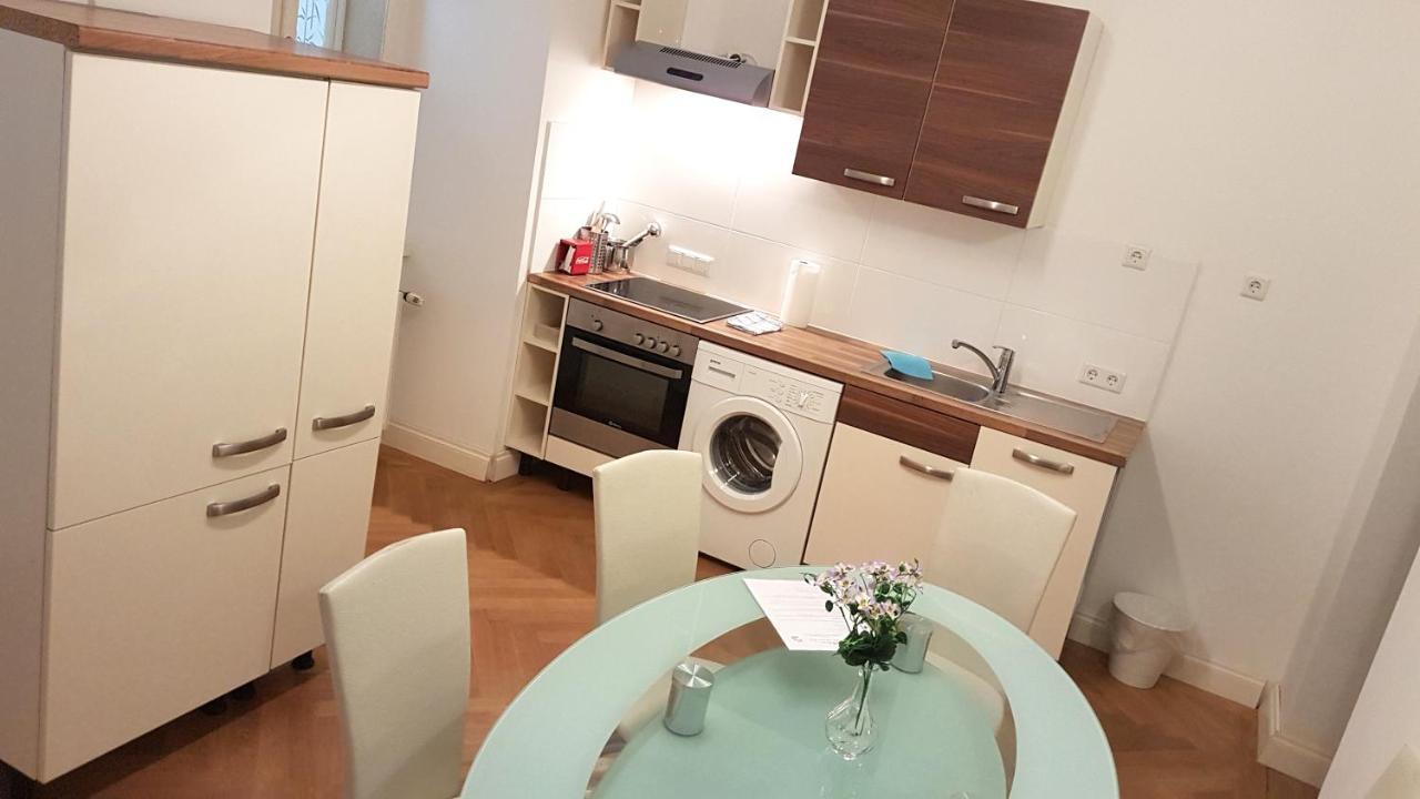 Apartment Sobieski Stefansdom Vienna