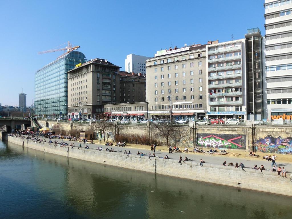 Am Donaukanal Apartment *