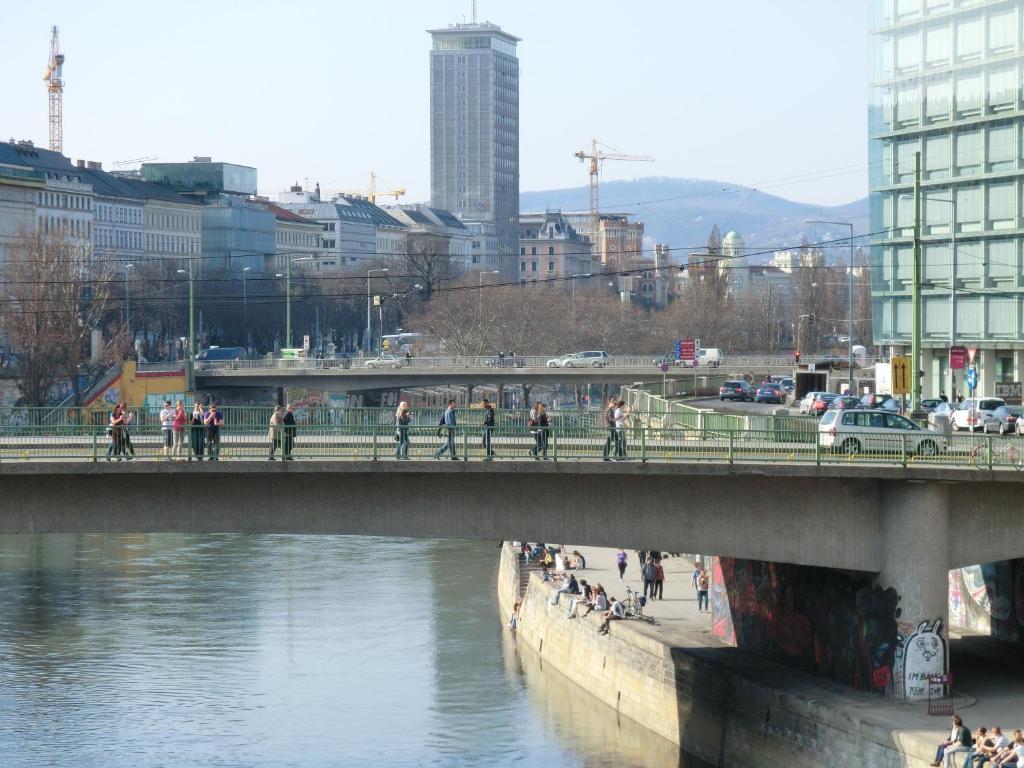 Am Donaukanal Apartment